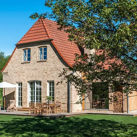 Nr 8 Dom wakacyjny